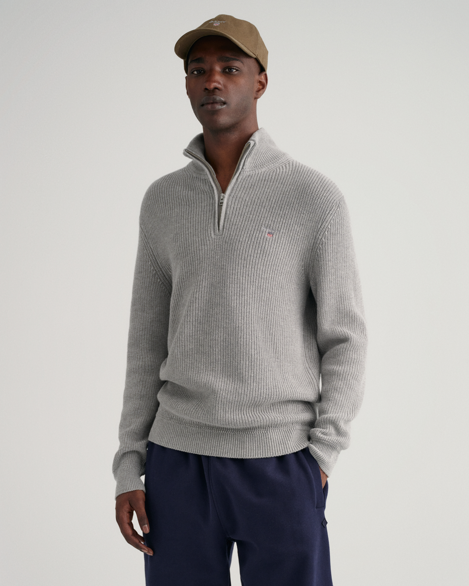 Gant  Pullovers Grijs 8060039 93