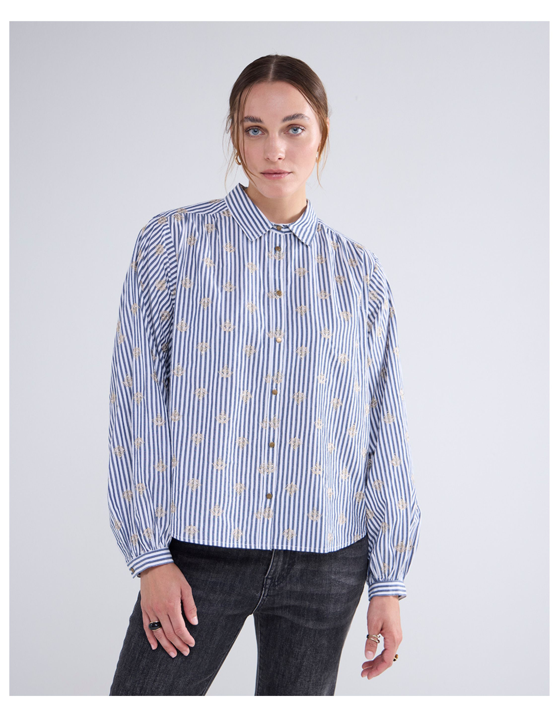 Summum Blouse Scattered Embrostripe Blouses Grijs 2s3128-12011