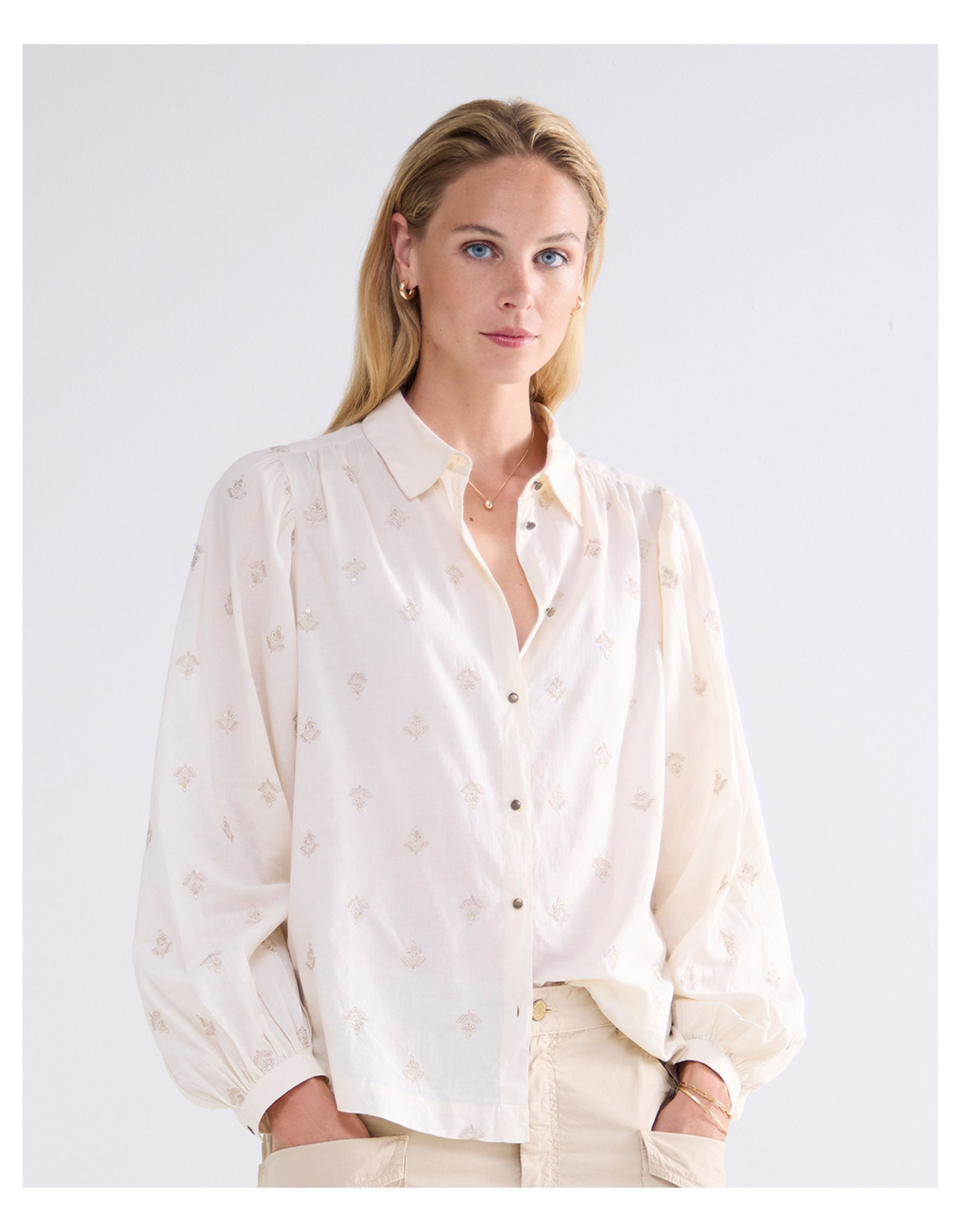 Summum Blouse Scattered Embro Solid Blouses Ecru 2s3128-12012