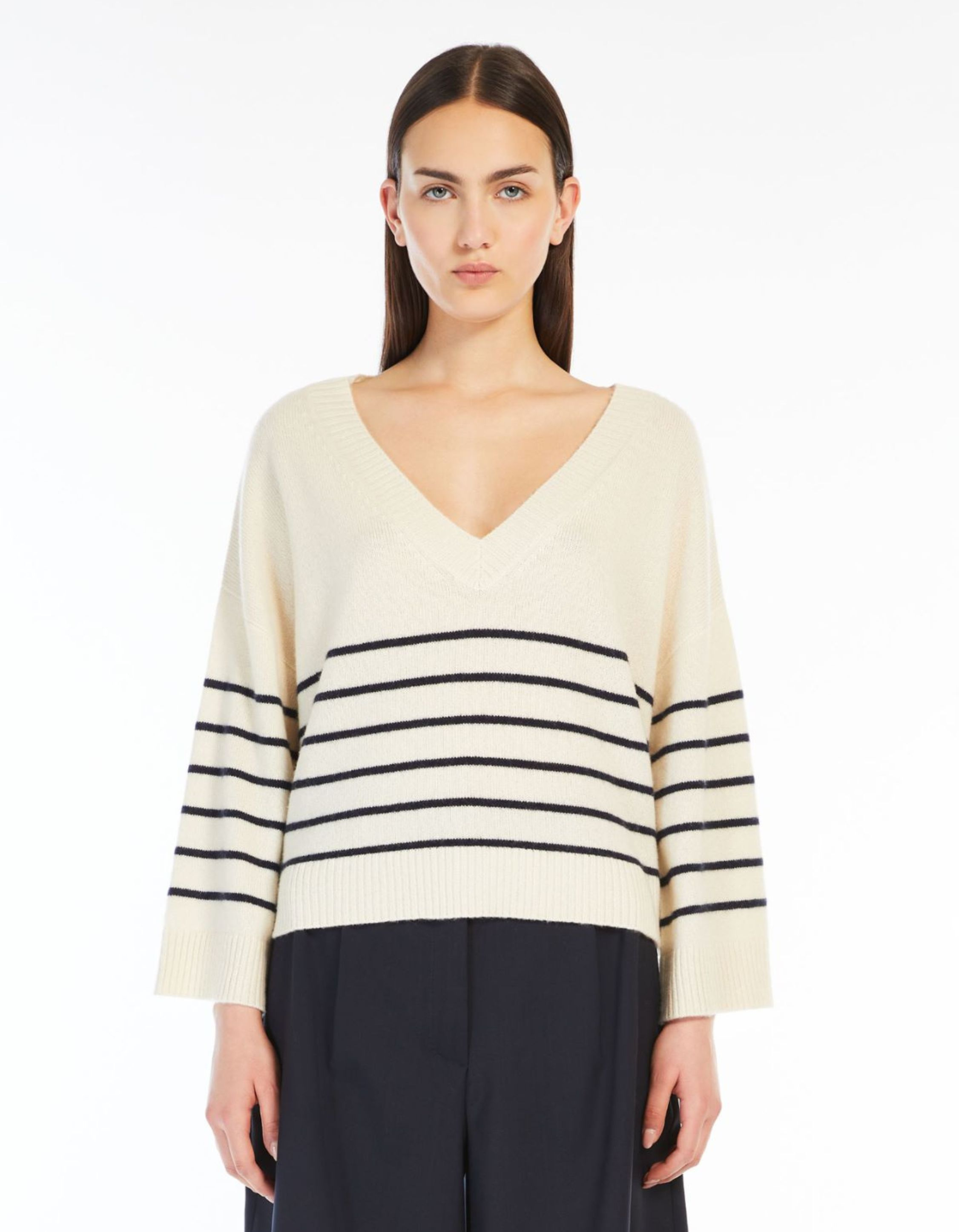 Max Mara Weekend  Sweaters Ecru Leva